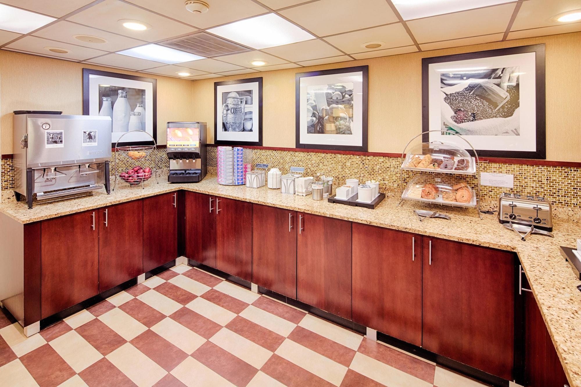 Motel 6 Fayetteville - I-95 Екстер'єр фото